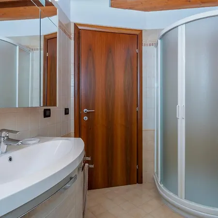 Guesthost - New Ride * פלמנובה