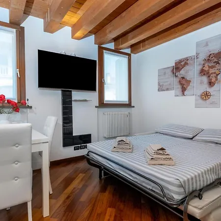 דירה Guesthost - New Ride פלמנובה